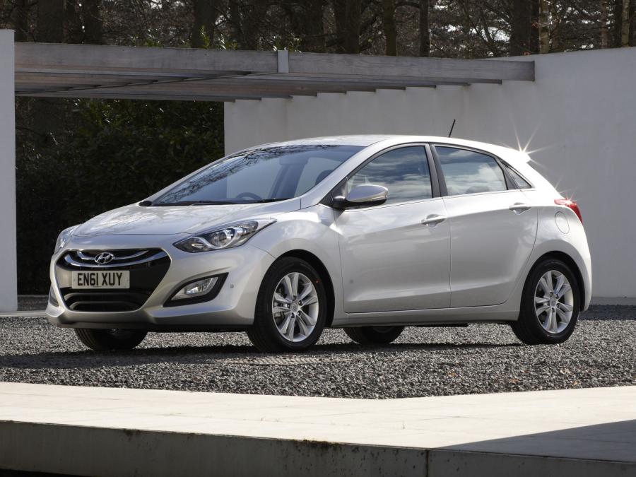  Hyundai i30 5-Door 2012 года  (UK) (фото 11 из 30)